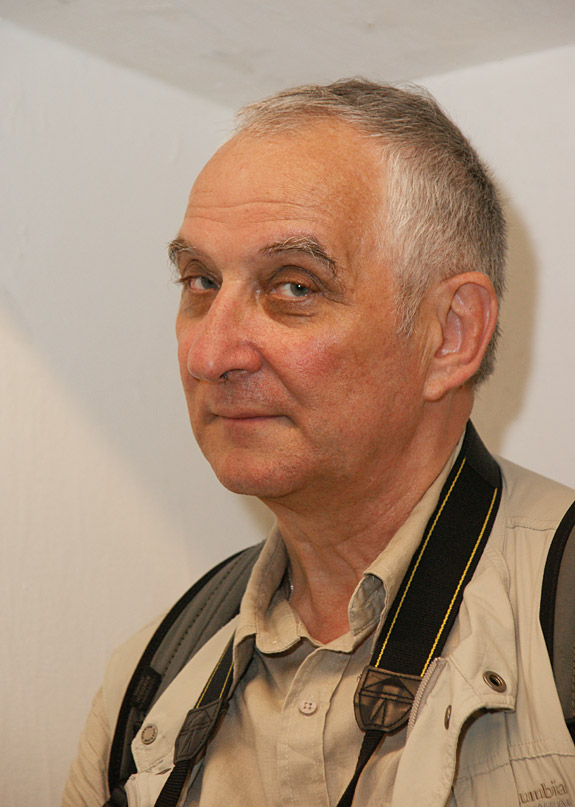 Владимир Пешков