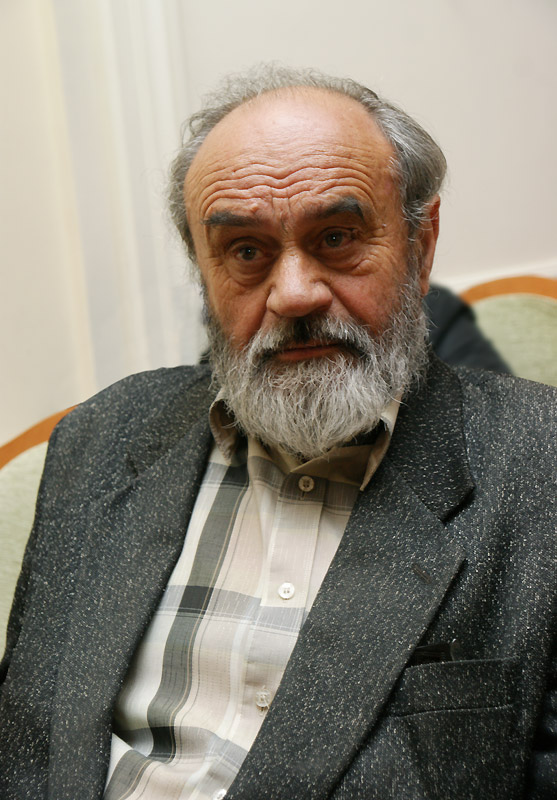 Николай Благодатов
