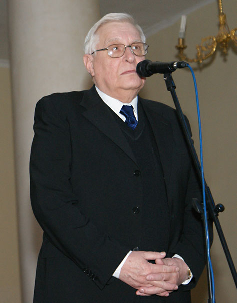 Олег Басилашвили