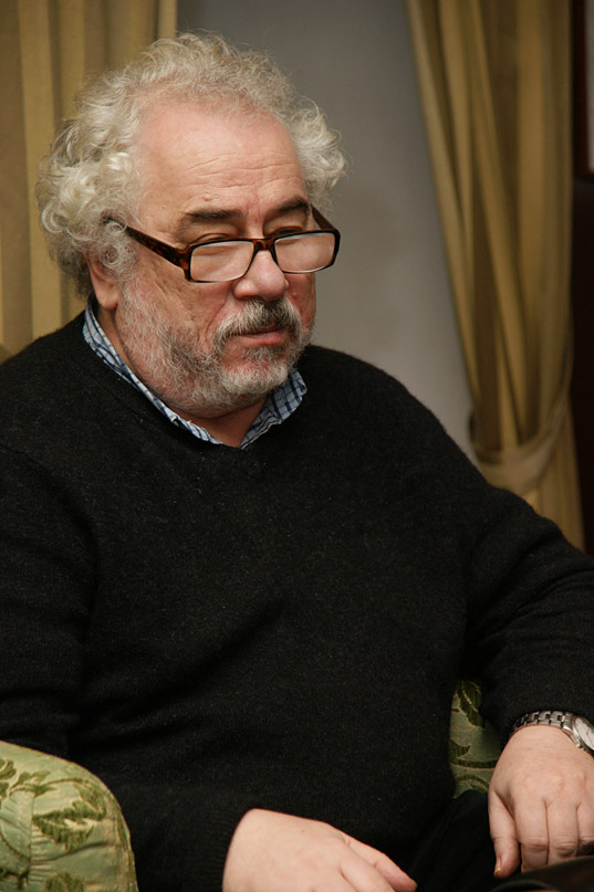 Михаил Яснов