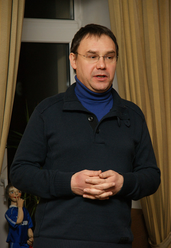 Дмитрий Голынко