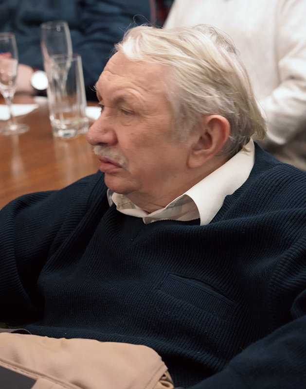 Вениамин Менуха