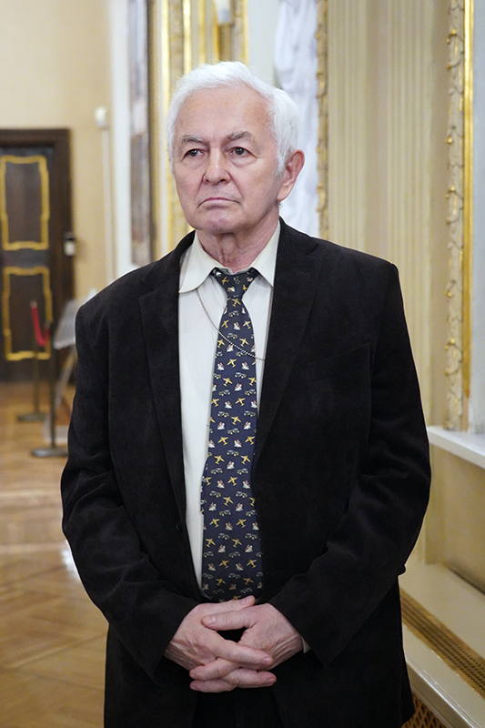 Владимир Владимирович Мещеряков