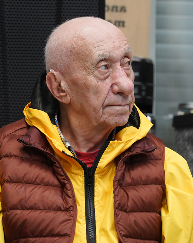 Анатолий Заславский