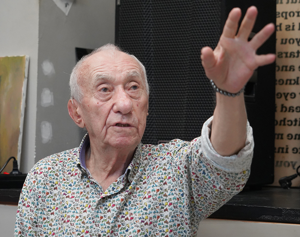 Анатолий Заславский