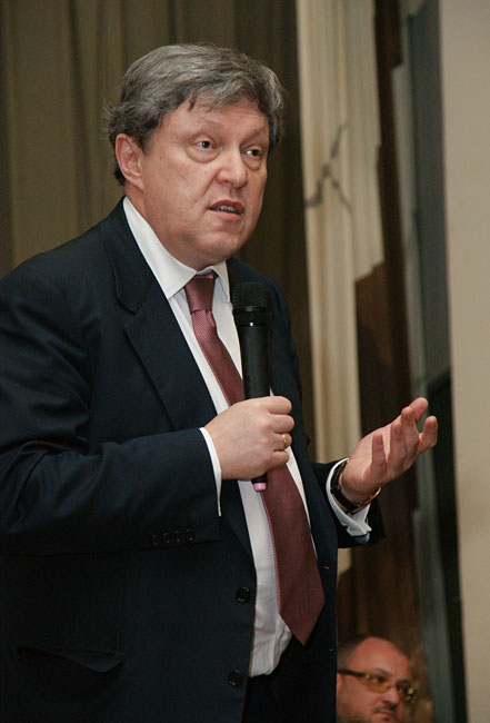 Григорий Явлинский